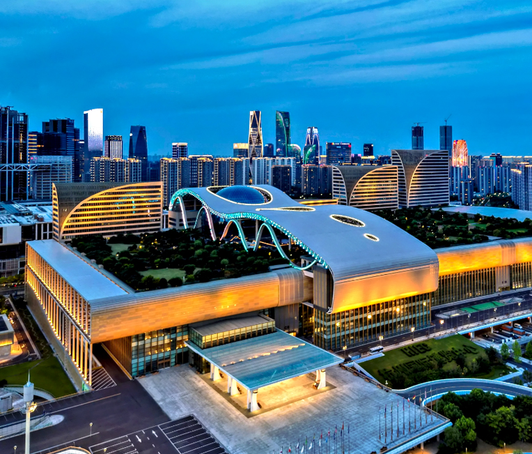 Materiály pro první fázi projektu hangzhou Convention and Exhibition Center (základní nátěr, mezinátěr)